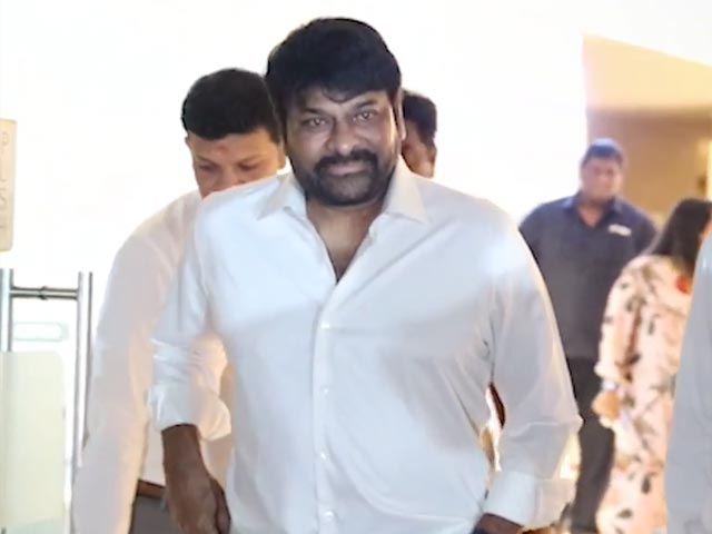 Chiranjeevi Visits New Parents Ram Charan-Upasana In Hospital
