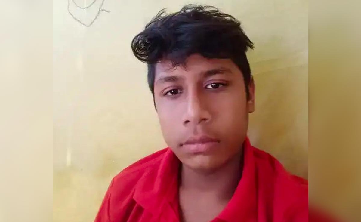 Minutes Before Woman Died At Delhi Station, Teen Was Electrocuted 16 Km Away