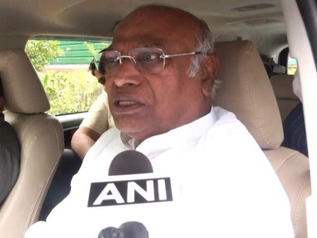 "PM Has Problems When Congress Does Something For Poor": Mallikarjun Kharge