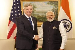PM Modi Meets General Electric Chairman PM Modi Meets General Electric Chairman
