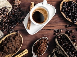 Feeling Sleepy All Day? Your Monsoon Chai Or Coffee Could Be The Culprit Feeling Sleepy All Day? Your Monsoon Chai Or Coffee Could Be The Culprit