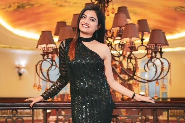 Have a Home Loan Running? CA Bhagyashree's Reel is a Must Watch