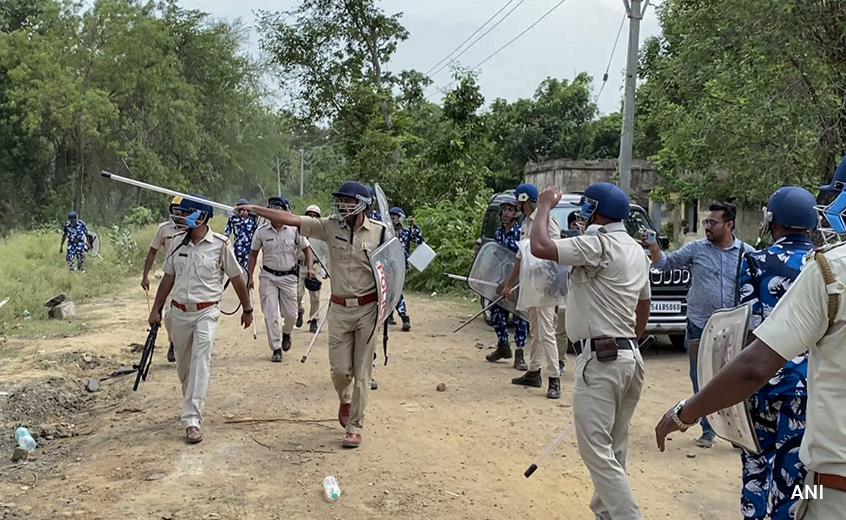 BJP "Goons" Responsible For Poll Violence: Bengal Minister On PM's Charge