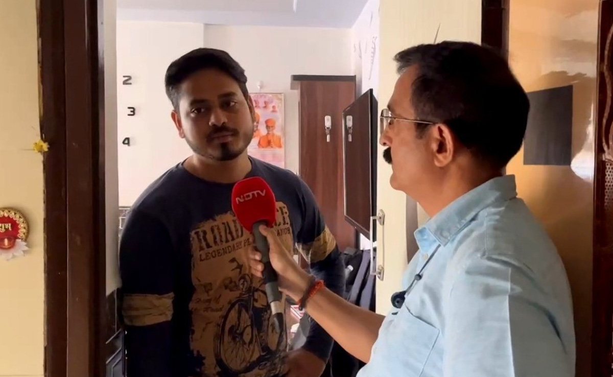 "बदबू आने पर उनके घर गया तो..." : पड़ोसी ने बताया कैसे उसे मीरा रोड मर्डर के बारे में चला पता