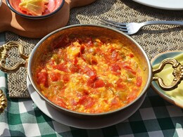 Enjoy Scrambled Eggs? Try The Turkish Style With This Easy Menemen Recipe