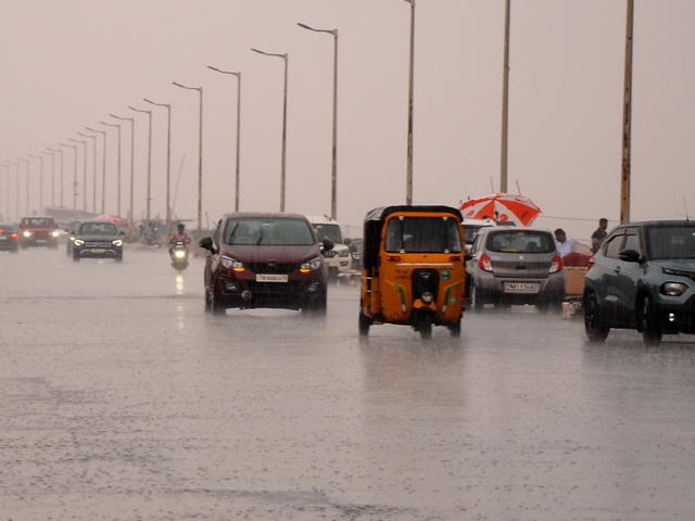 मानसून केरल तट के पार, एक हफ़्ते की देरी से पहुंचा