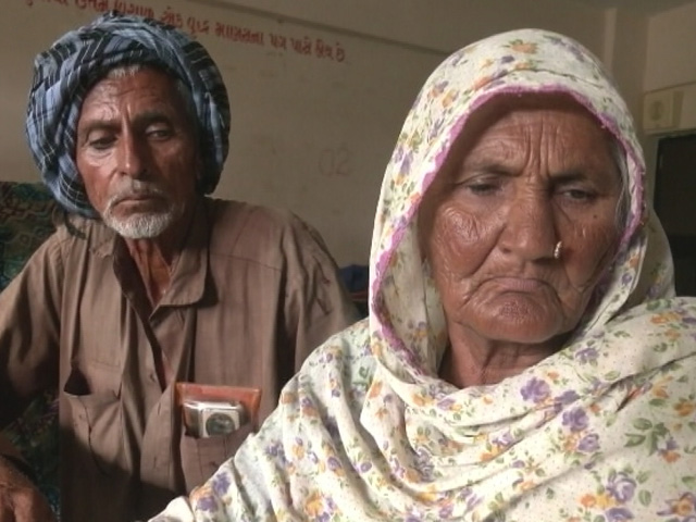 This Elderly Couple Witnessed 2 Major Cyclones. Here's Their Story