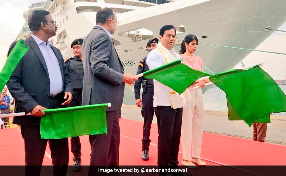 India Flags Off Its 1st International Cruise Vessel From Chennai To Sri Lanka