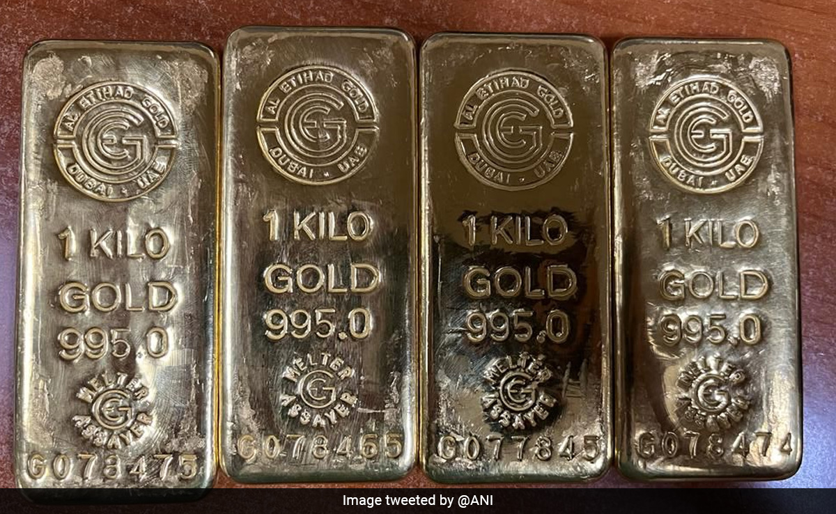 Gold Worth Rs 3 Crore Hidden In Flyers' Bodies, Bags Seized At Calicut Airport