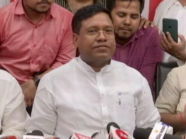 बिहार : संतोष मांझी ने बिहार कैबिनेट के मंत्री के पद से दिया इस्तीफा, JDU पर लगाया बड़ा आरोप