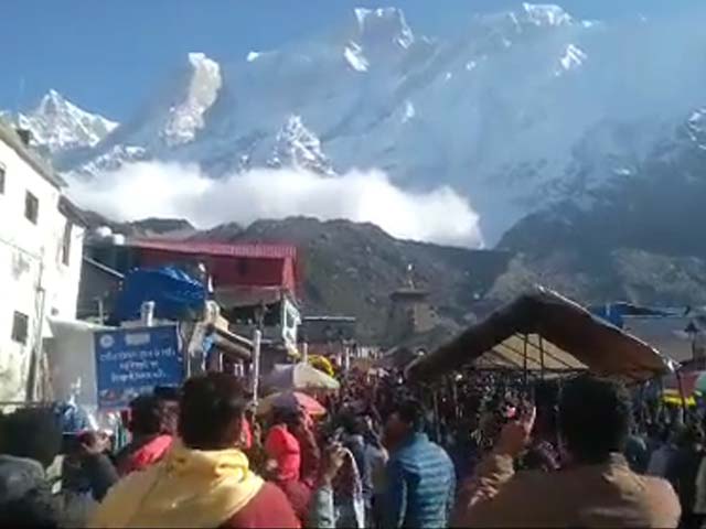 On Camera, Avalanche Rolls Down Mountain Behind Kedarnath Temple