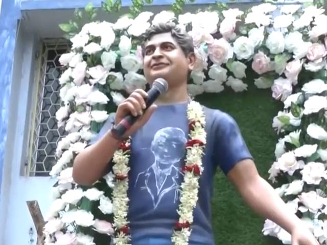 KK Forever: Singer's Statue Installed In Kolkata On 1st Death Anniversary