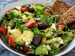 Why Eating Salads Is The Secret To Healthy And Glowing Skin Why Eating Salads Is The Secret To Healthy And Glowing Skin