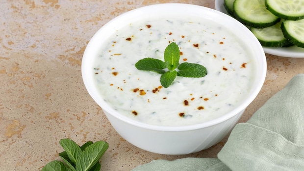 Cucumber Raita Vs Boondi Raita: Which Is Lighter On The Stomach?