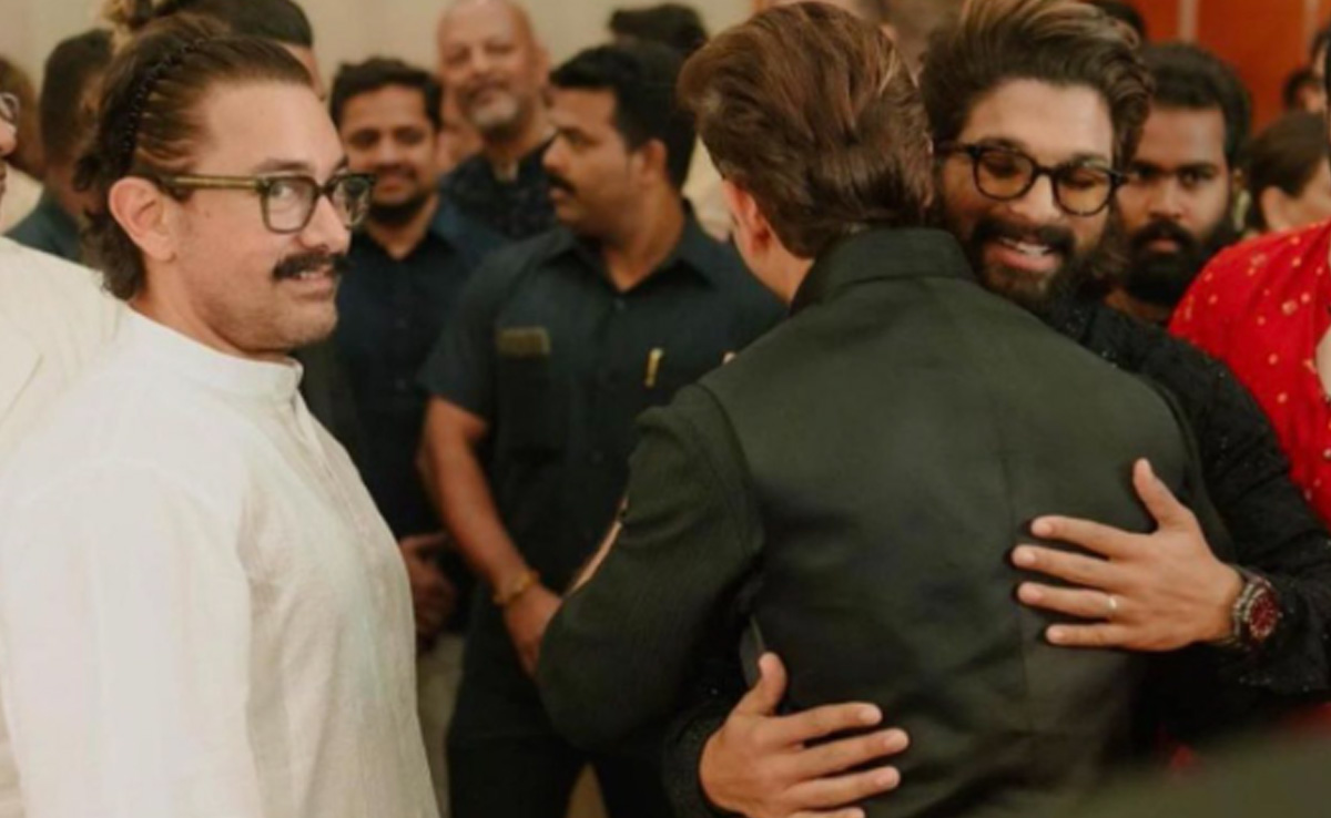 Viral: Allu Arjun Hugs Hrithik Roshan At Madhu Mantena-Ira Trivedi's Reception