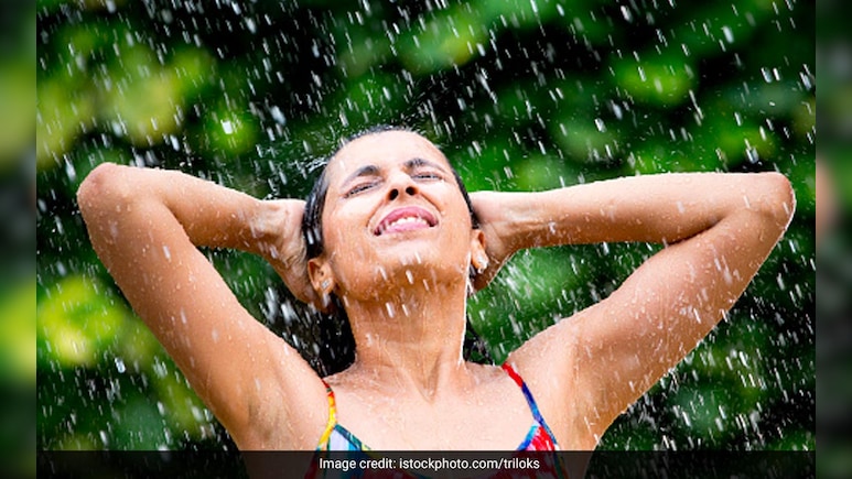 बरसात के मौसम में चेहरे पर क्या लगाना चाहिए? चेहरे पर तुरंत ग्लो लाने के लिए क्या करें