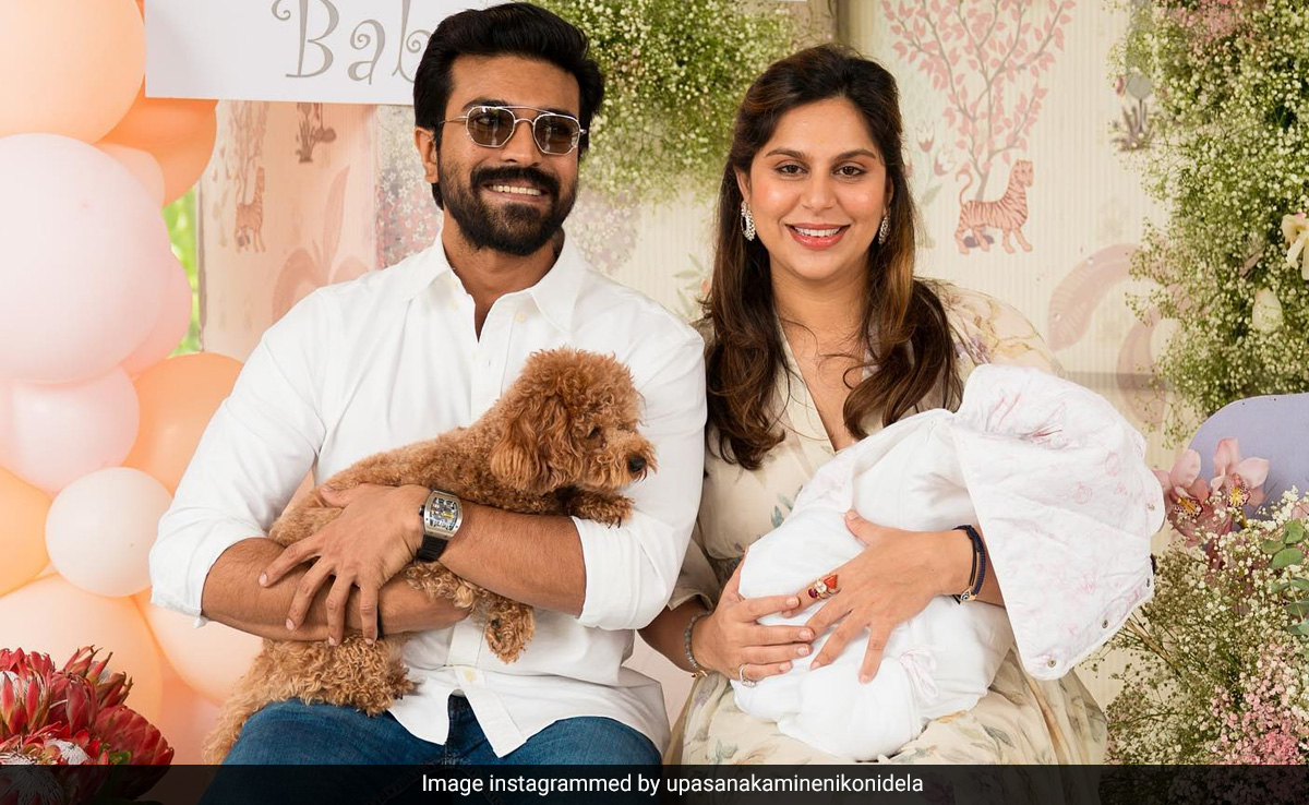 पहली बार बेटी के साथ पोज देते दिखे राम चरण और उपासना, फोटो वायरल