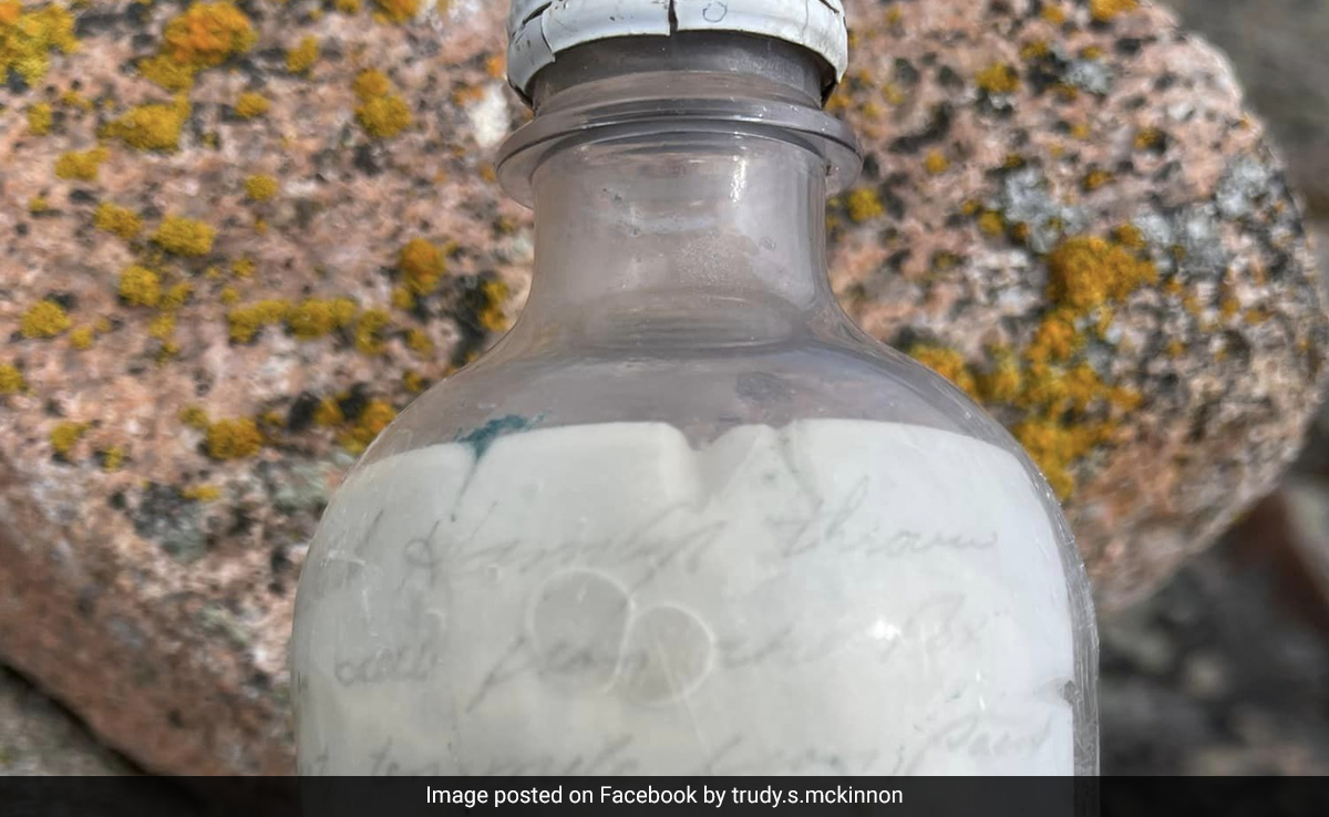 Canadian Woman Discovers Message In A Bottle Thrown In Sea 30 Years Ago