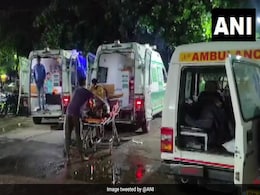 ओडिशा के गंजम में बसों के बीच आमने-सामने की टक्कर, 12 की मौत ओडिशा के गंजम में बसों के बीच आमने-सामने की टक्कर, 12 की मौत
