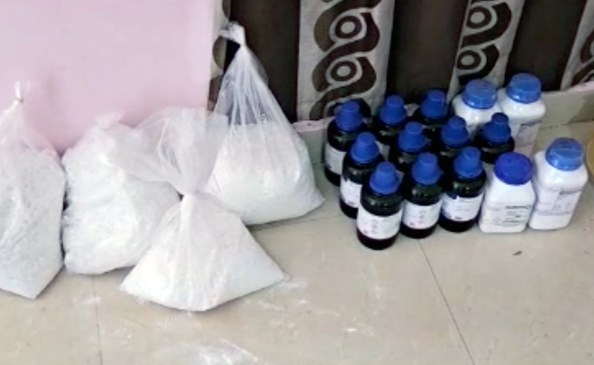 Drugs Worth Rs 150 Crore Found During Raid At Noida Cloth Factory