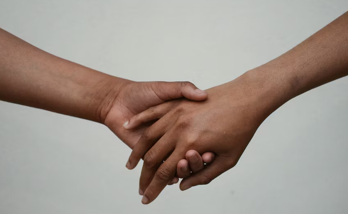 Father And Son Reunite After 10 Years At Food Distribution Event In Jharkhand