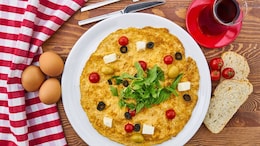 Love Omelette? Then You Must Try This Salami Omelette!