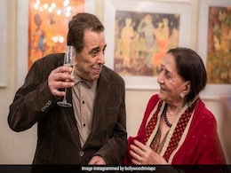 Dharmendra In A Priceless Pic With Wife Prakash Kaur At Grandson Karan Deol's Wedding Dharmendra In A Priceless Pic With Wife Prakash Kaur At Grandson Karan Deol's Wedding