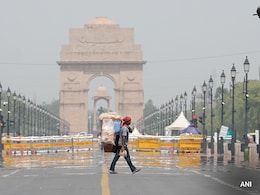 Delhi To Be Hotter For Next Few Days, Temperatures May Reach 45 Degress Delhi To Be Hotter For Next Few Days, Temperatures May Reach 45 Degress
