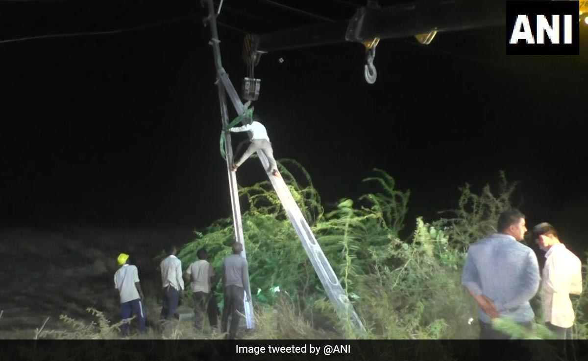 Cyclone Biparjoy: Power Outages In 45 Villages In Gujarat's Morbi, Restoration Work Underway