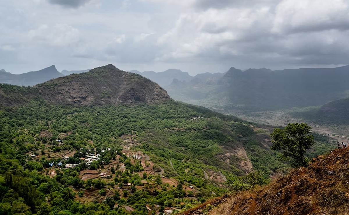 Top 6 Treks From Mumbai In The Monsoon Season For Adventure Junkies To Try Out