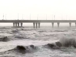 'बिपरजॉय' के कारण मुंबई हवाईअड्डे पर अफरातफरी का माहौल, कई उड़ानें रद्द 'बिपरजॉय' के कारण मुंबई हवाईअड्डे पर अफरातफरी का माहौल, कई उड़ानें रद्द