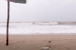 Gujarat Braces For Cyclone Biparjoy, Landfall Likely 4-8 PM Gujarat Braces For Cyclone Biparjoy, Landfall Likely 4-8 PM