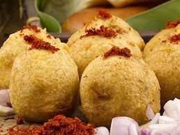 Love Bondas? Here's An Easy Recipe For Irresistible Cheese Aloo Bondas