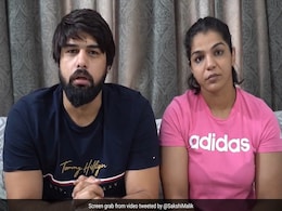 "कोई राजनीतिक कारण नहीं, चुप थे क्योंकि...", पहलवान साक्षी मलिक और उनके पति ने बताया "कोई राजनीतिक कारण नहीं, चुप थे क्योंकि...", पहलवान साक्षी मलिक और उनके पति ने बताया