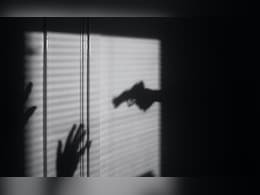 कराडमध्ये शस्त्राच्या धाकाने हवालाची तीन कोटींची रक्कम लुटली