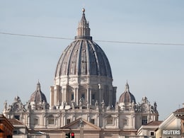 Man Strips, Stands Naked In Vatican Church To Protest Ukraine War: Report Man Strips, Stands Naked In Vatican Church To Protest Ukraine War: Report