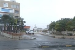 Gusty Winds Hit Devbhumi Dwarka As Cyclone Biparjoy Nears Gusty Winds Hit Devbhumi Dwarka As Cyclone Biparjoy Nears