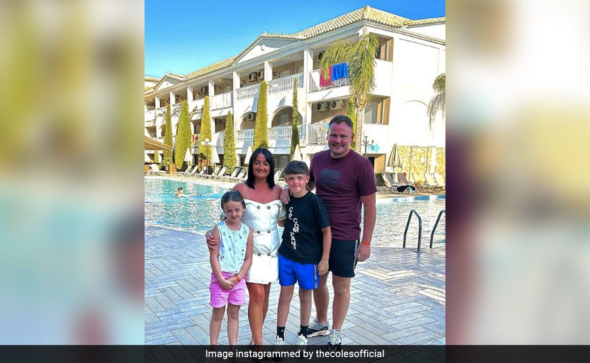 UK Parents 'Saved Thousands' By Taking Children On Term Time Holidays, Despite Fines From School