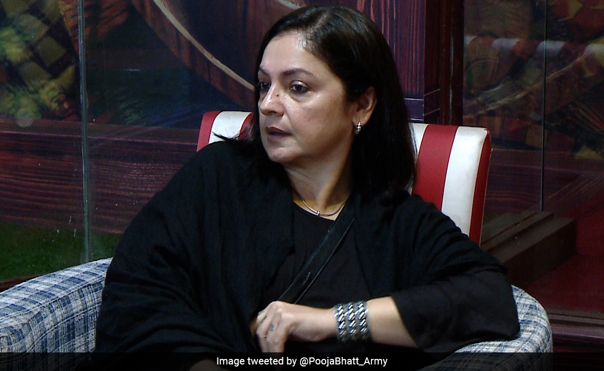 <i> Bigg Boss OTT 2 </i>: Pooja Bhatt Accuses Abhishek Malhan Of Body Shaming Bebika Dhurve
