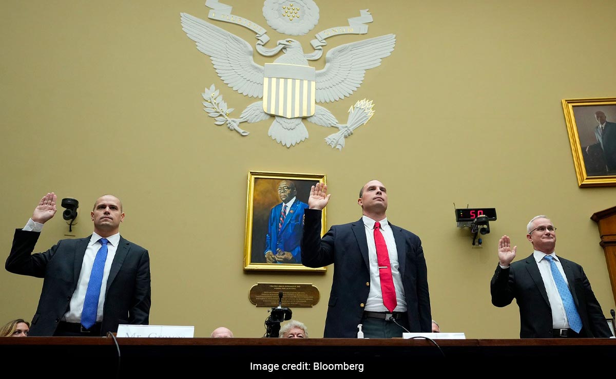 Close Encounters With UFOs Described To US Congress Committee