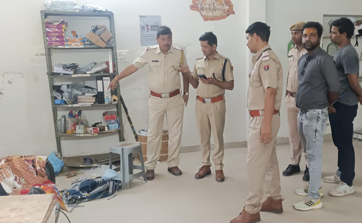 बूंदी में चोरों का आतंक, उड़ा ले गए 4 लाख नकद से भरी अलमारी, घटना CCTV में कैद