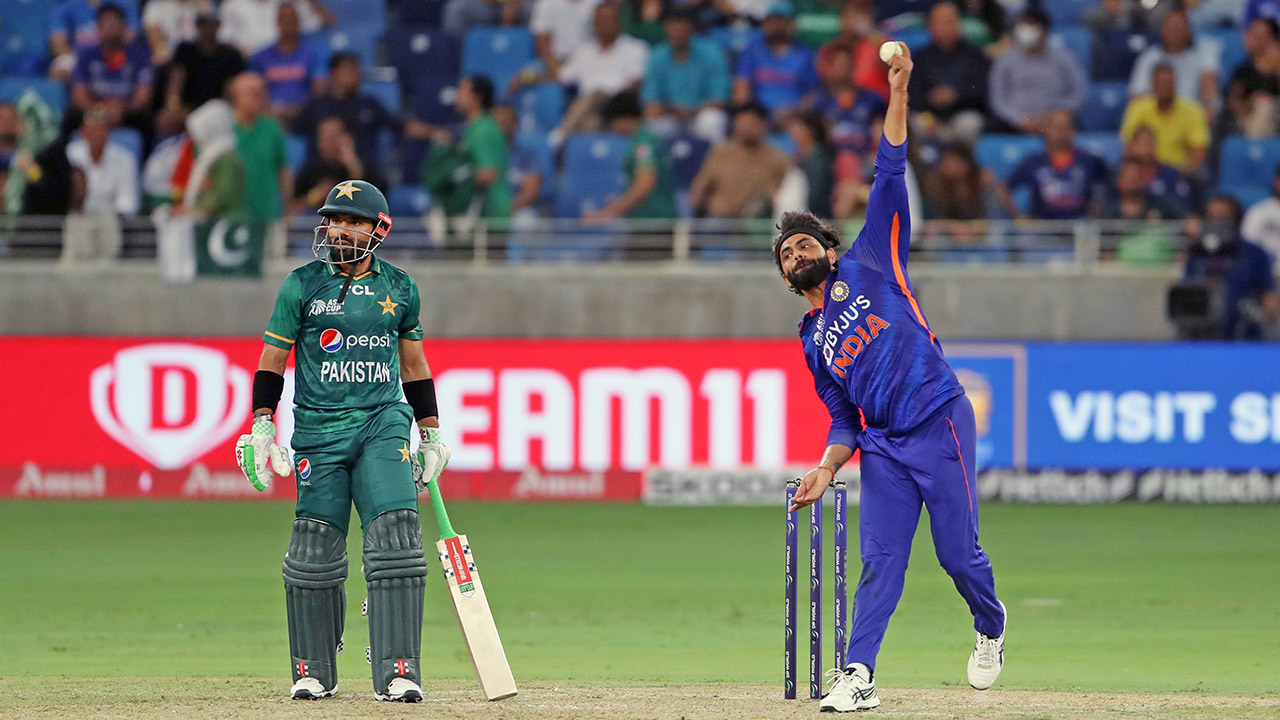 कुलदीप-जडेजा की जोड़ी ने रचा इतिहास