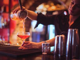 Master The Art Of Martini Making: 8 Tips For The Ultimate Cocktail Experience