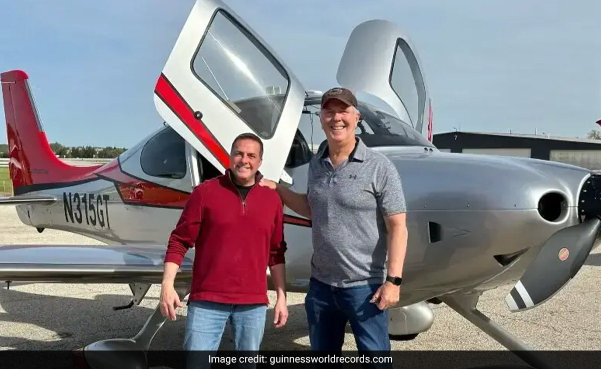 Two Pilot Friends In US Break Aviation Record, Fly Across 48 States Sharing Borders