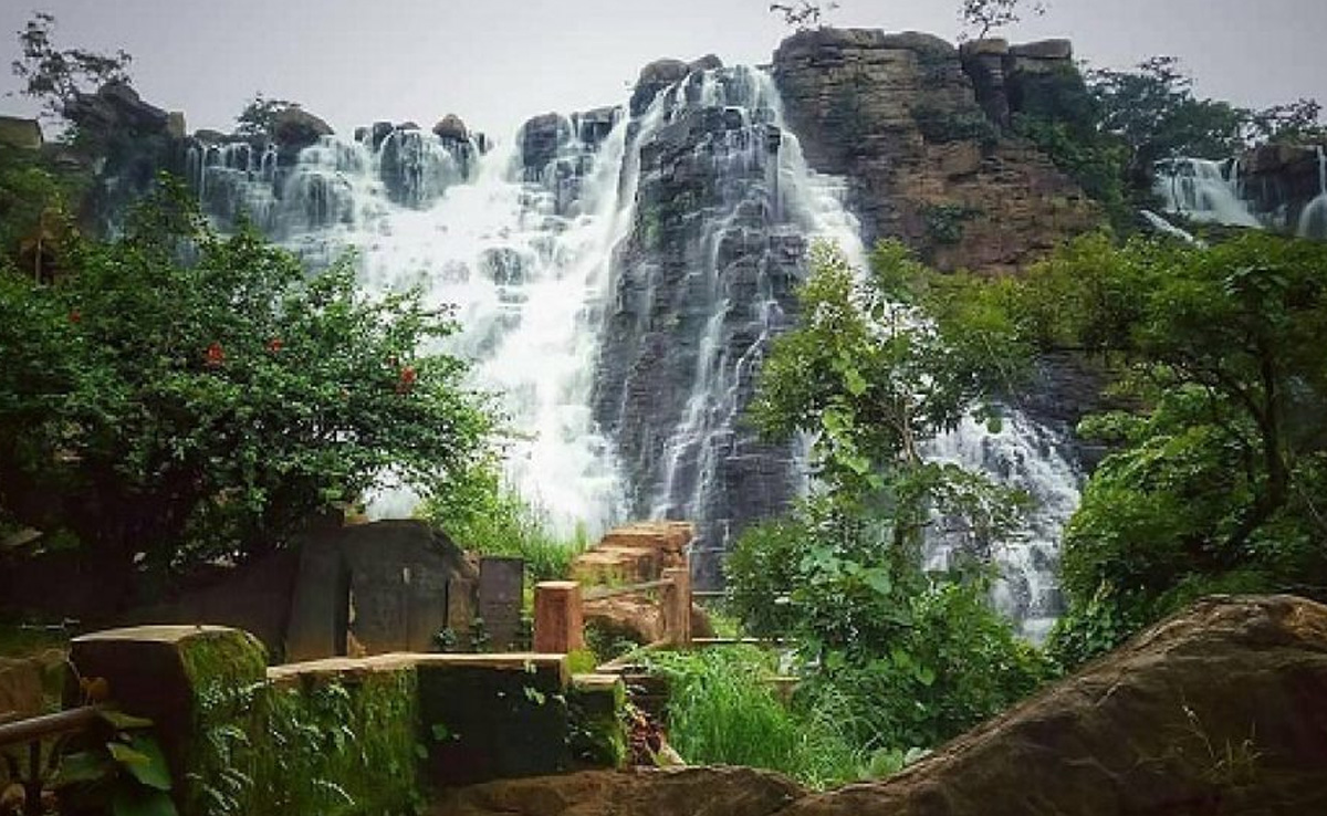 बचपन बाइस्कोप: दिल ढूँढता है ...