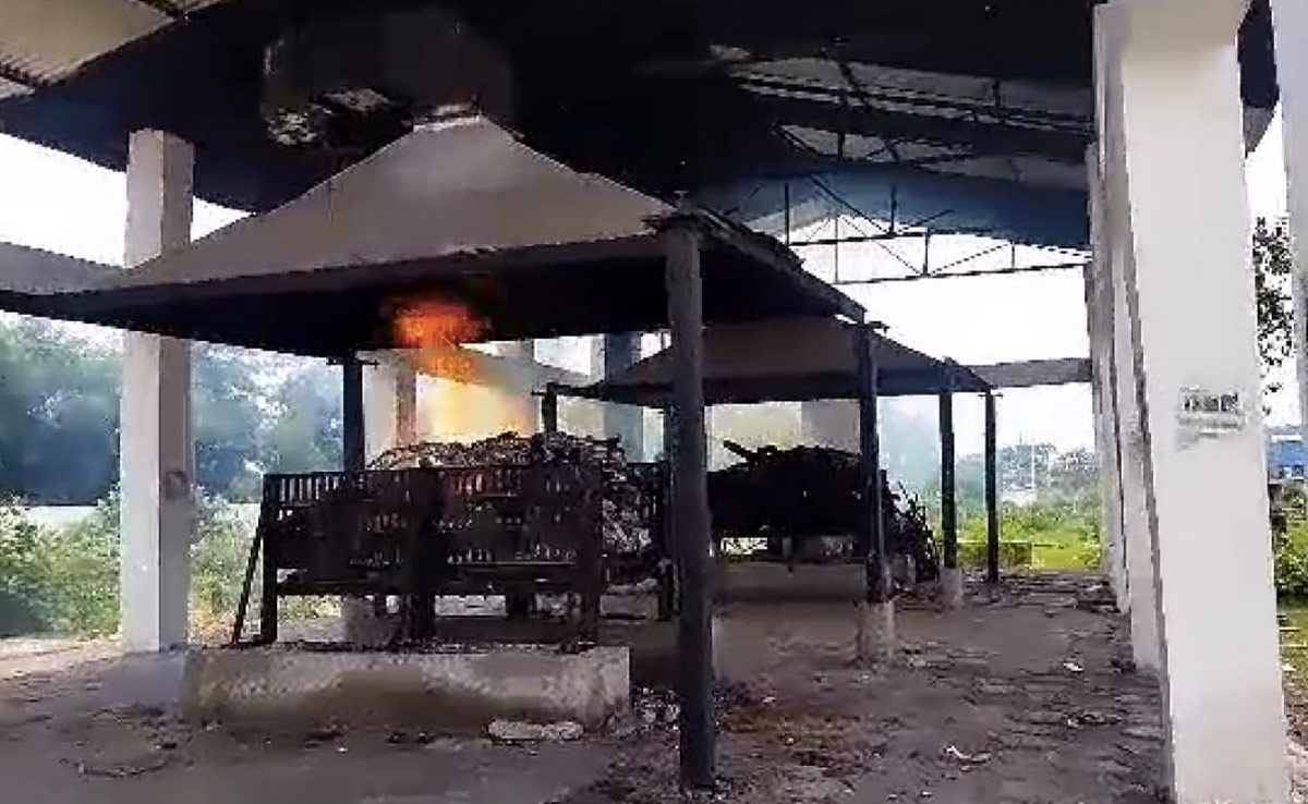 सागर : सड़क हादसे में एक ही मोहल्ले के 5 लोगों की मौत, किया गया सामूहिक अंतिम संस्कार