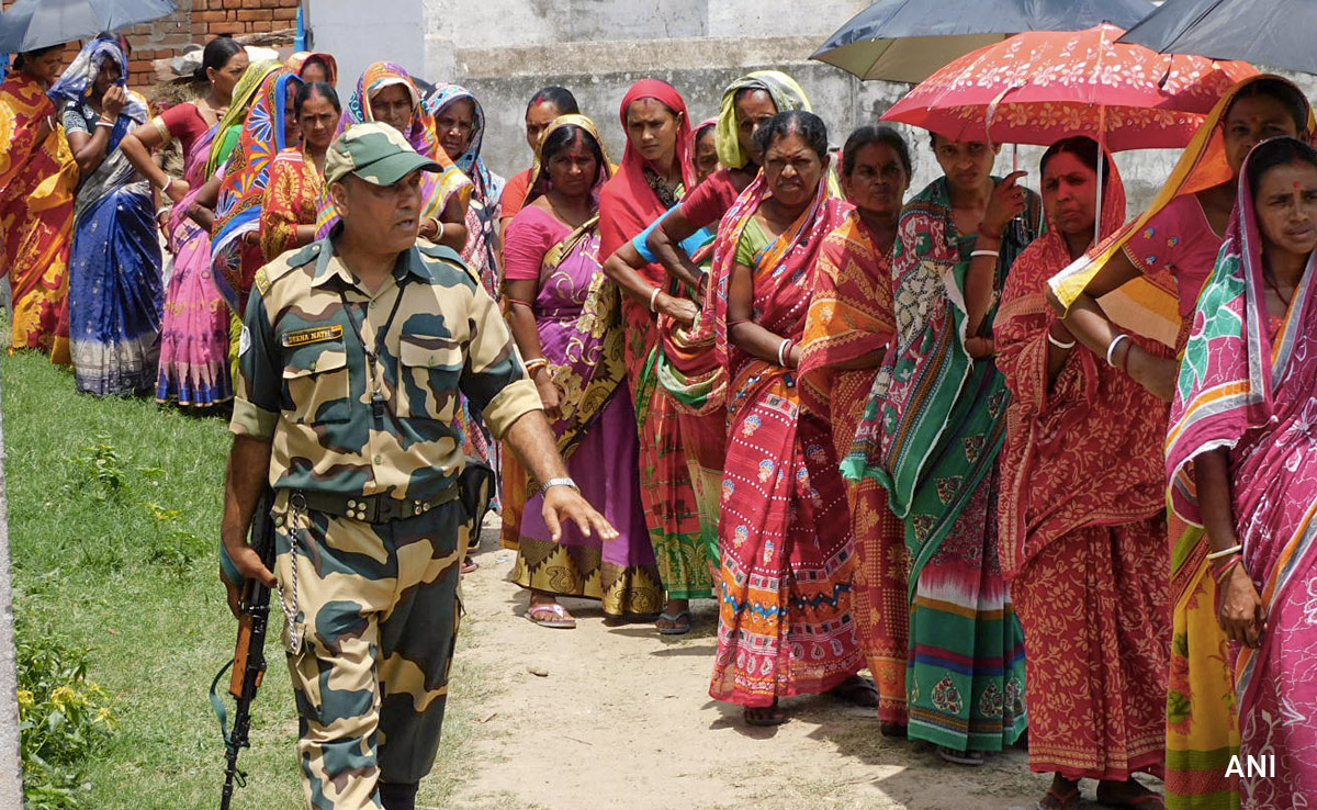 BJP vs Trinamool Over Violence Amid Repolling In 696 Booths In Bengal