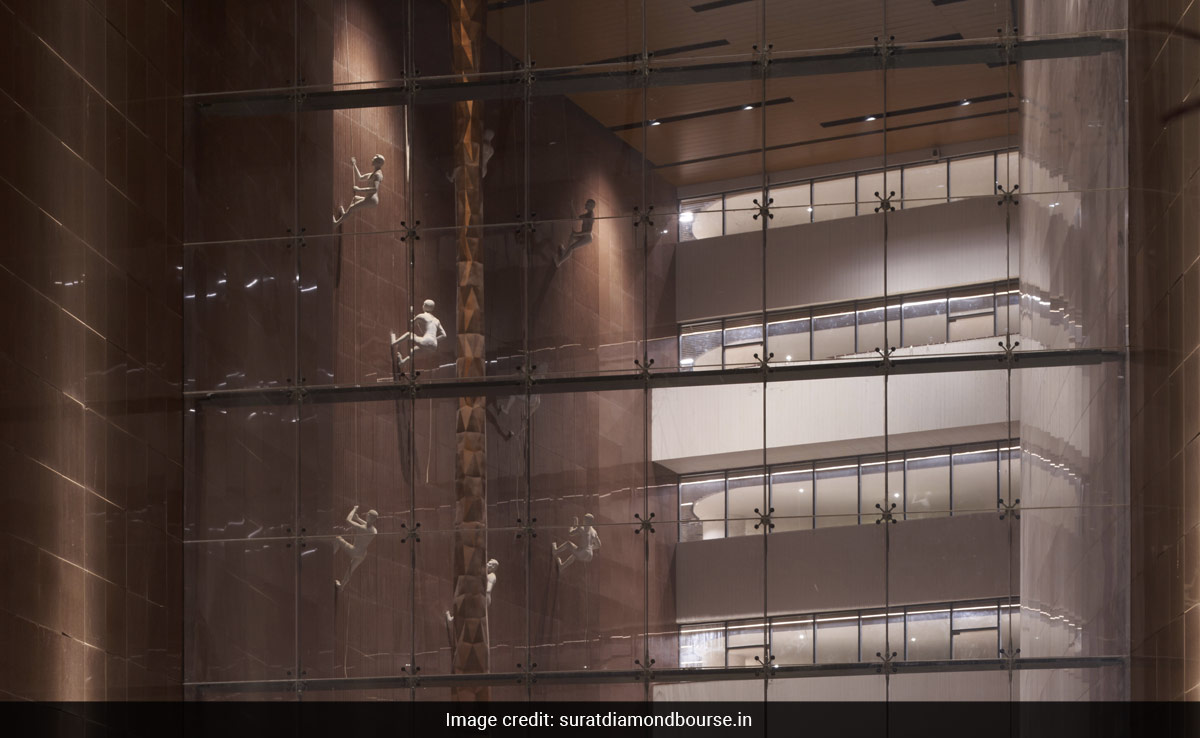 Inside Pics Of World's Largest Office Coming Up In Surat