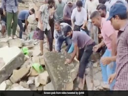 Two-Storey Building Collapses In Gujarat Amid Heavy Rain, 4 Feared Trapped Two-Storey Building Collapses In Gujarat Amid Heavy Rain, 4 Feared Trapped