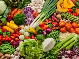 Vitamin B12 की कमी को दूर करने के लिए इन 4 सब्जियों को करें डाइट में शामिल Vitamin B12 की कमी को दूर करने के लिए इन 4 सब्जियों को करें डाइट में शामिल